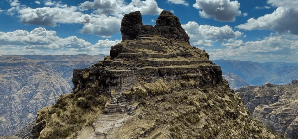 Best Peru Full Day Tour Waqrapukara | All Inclusive | Solo Travelers | Peru Bucket List | Tour Agency | Best Prices